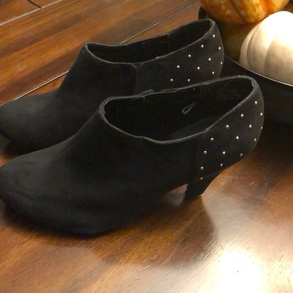 🌺Black Booties🌺 - Picture 6 of 9